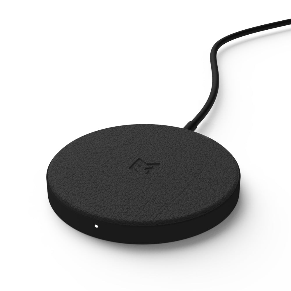 EFM FLUX ELeather Wireless Charging Pad With 20W Wall Charger and MagSage compatibility